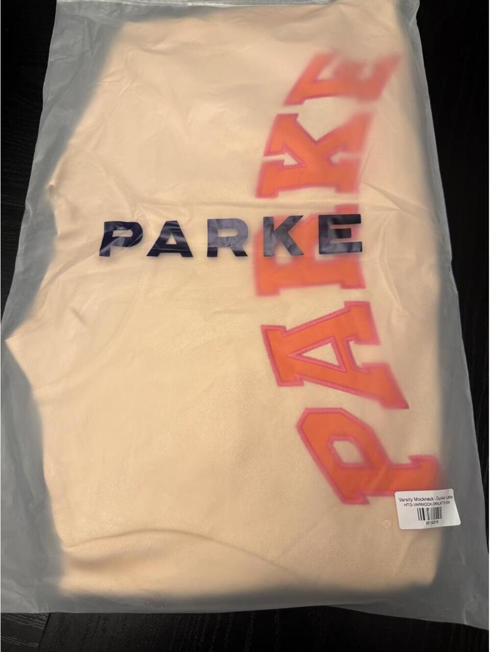 PARKE x Dunkin Varsity Mockneck Sweatshirt Latte Size Large NWT - Picture 2 of 6